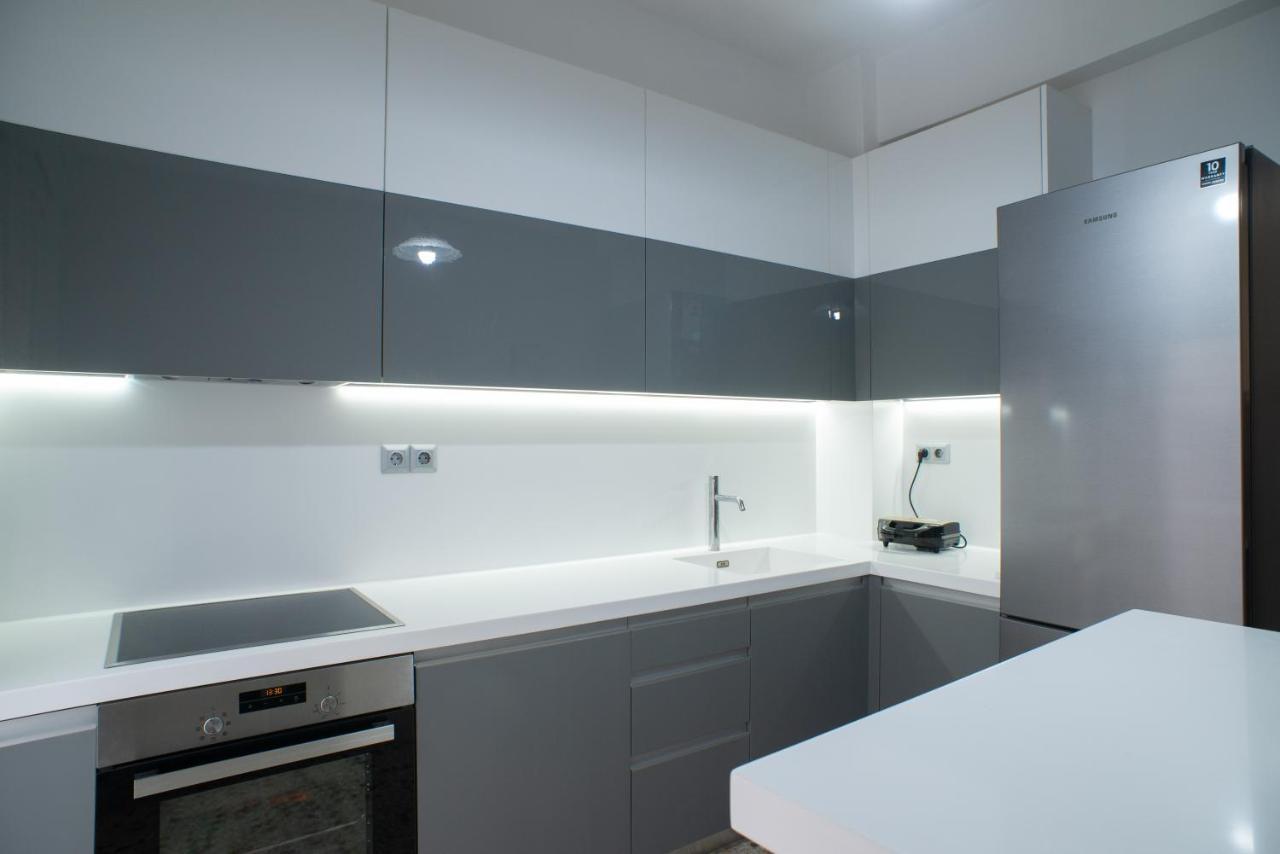 Modern-Lux Central 1 Bedroom Condo Athens Exterior photo